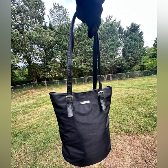 Burberrys of London Blue Label Bucket Bag Nova Check Black Nylon With COA - Picture 1 of 13